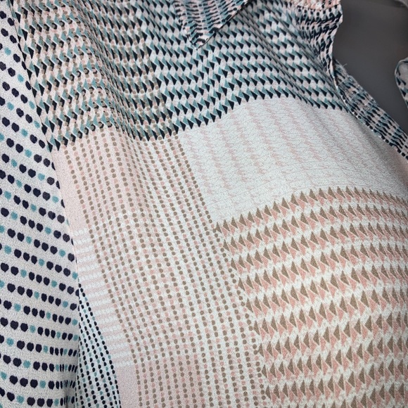 NWT Rose + Olive Tie Front button down Top Small - Picture 5 of 12